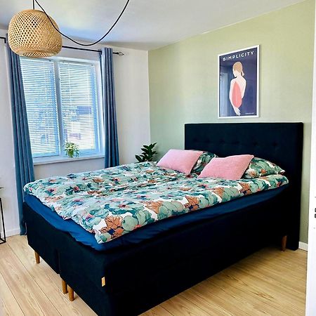 5 Minute Walk To Lego House - 50M2 Cozy Apartment- D Unit Біллунн Номер фото